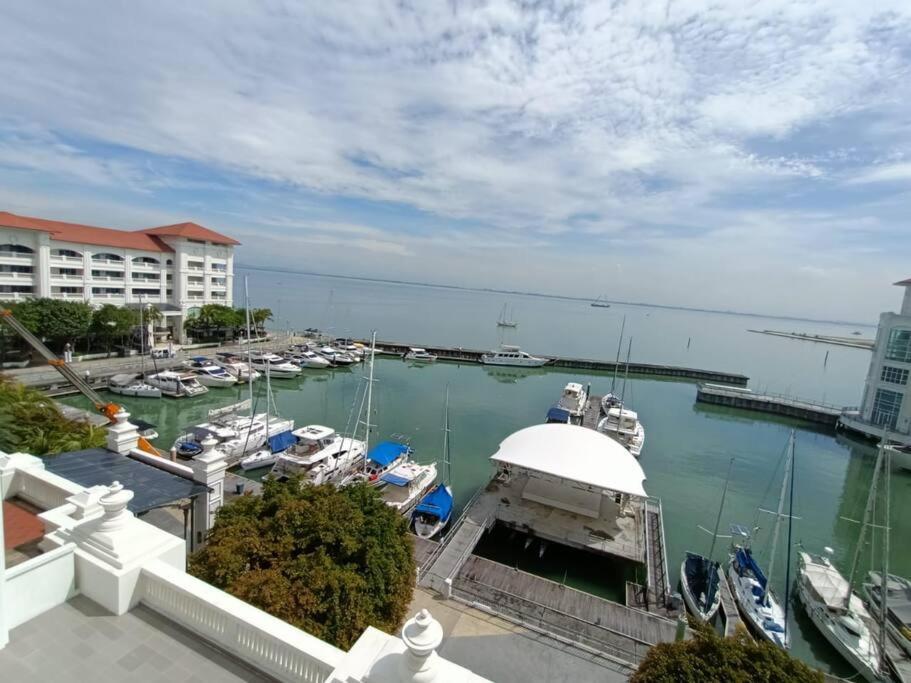 Perfect Marina Stay@ Strait Quay /W Big Balcony + Carpark Bagan Jermal 外观 照片
